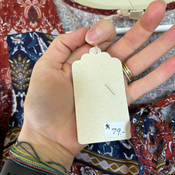 hem &‎ thread NWT Boho Short dress Long Sleeve Flowy Rayon - Picture 3 of 9